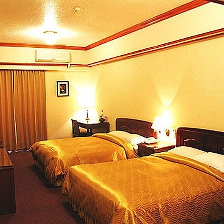 Sin Fu Business Hotel Taichung Eksteriør bilde