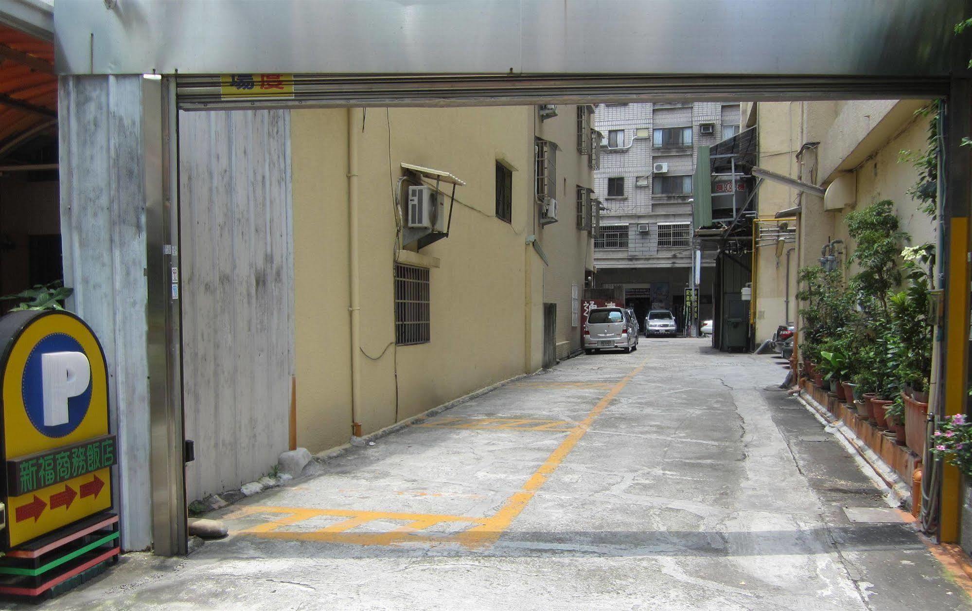 Sin Fu Business Hotel Taichung Eksteriør bilde