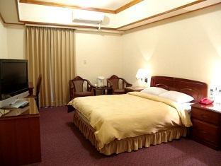 Sin Fu Business Hotel Taichung Eksteriør bilde